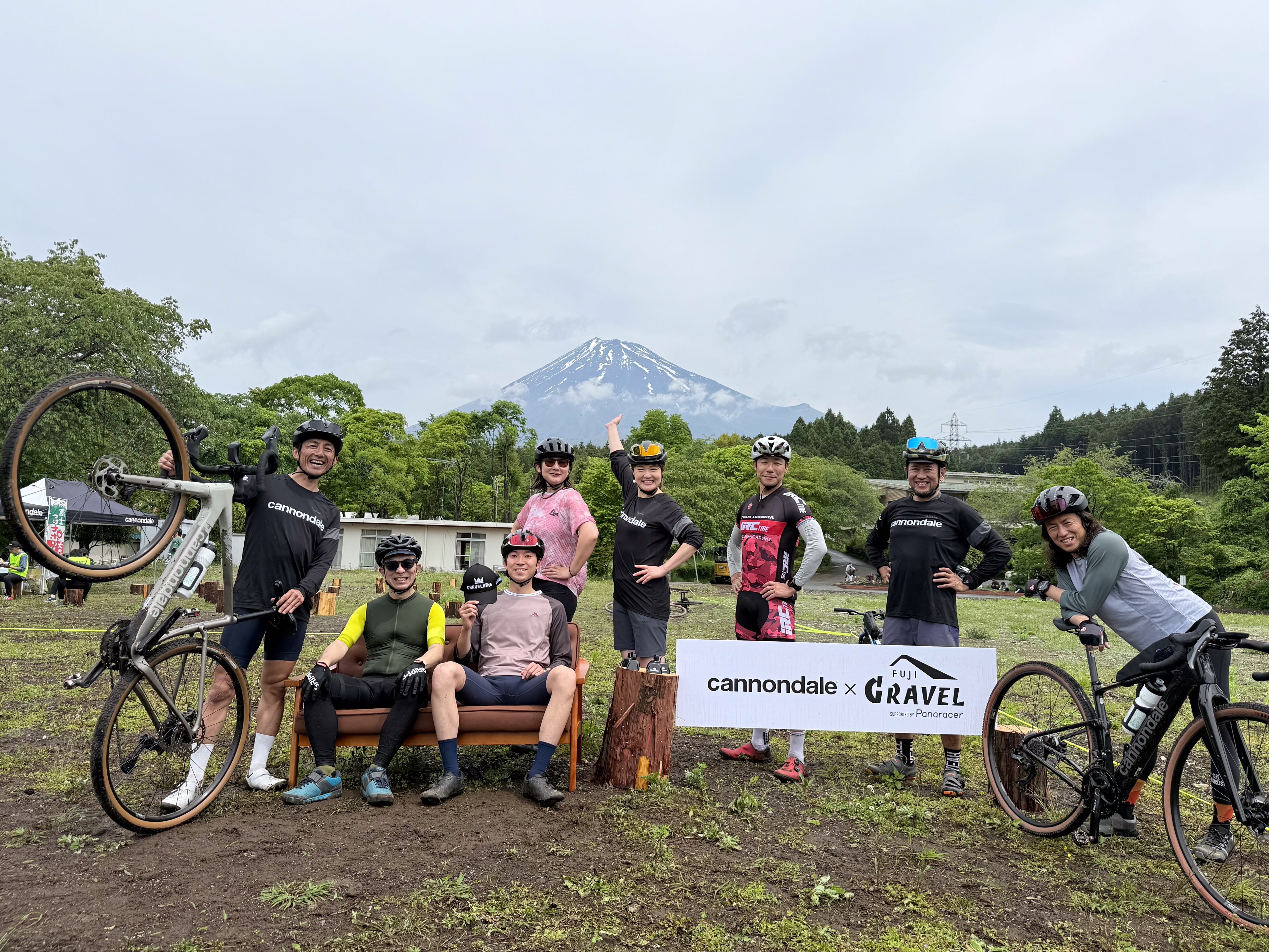 グラベルソファを設置！