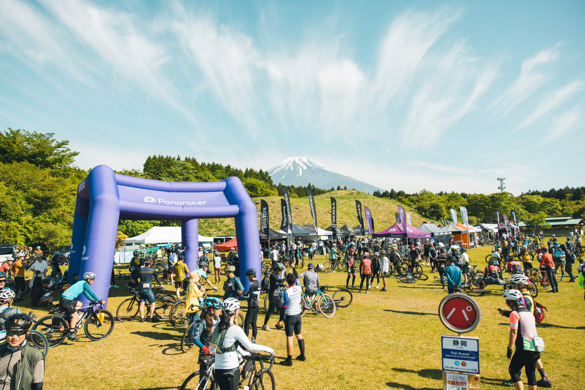 富士サイクルフェスティバル — 富士山を望む会場の様子